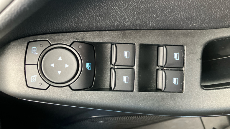 Ford Fiesta 1.0 EcoBoost Hybrid mHEV 125 Titanium 5dr Auto Petrol Hatchback